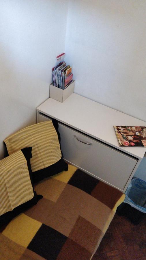 Prague "Above Train Central" Hostel ภายนอก รูปภาพ